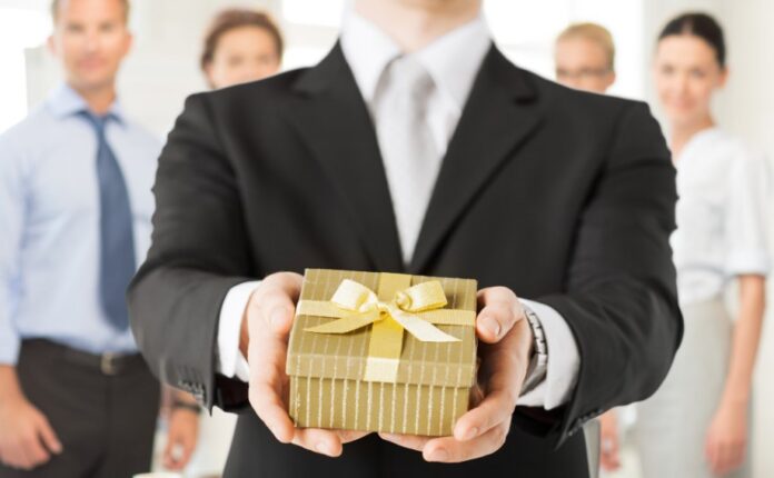 corporate gift boxes for employees