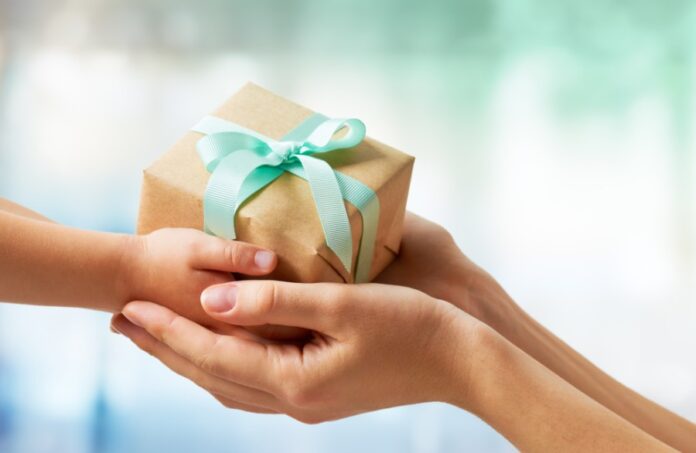 mistakes with gift giving